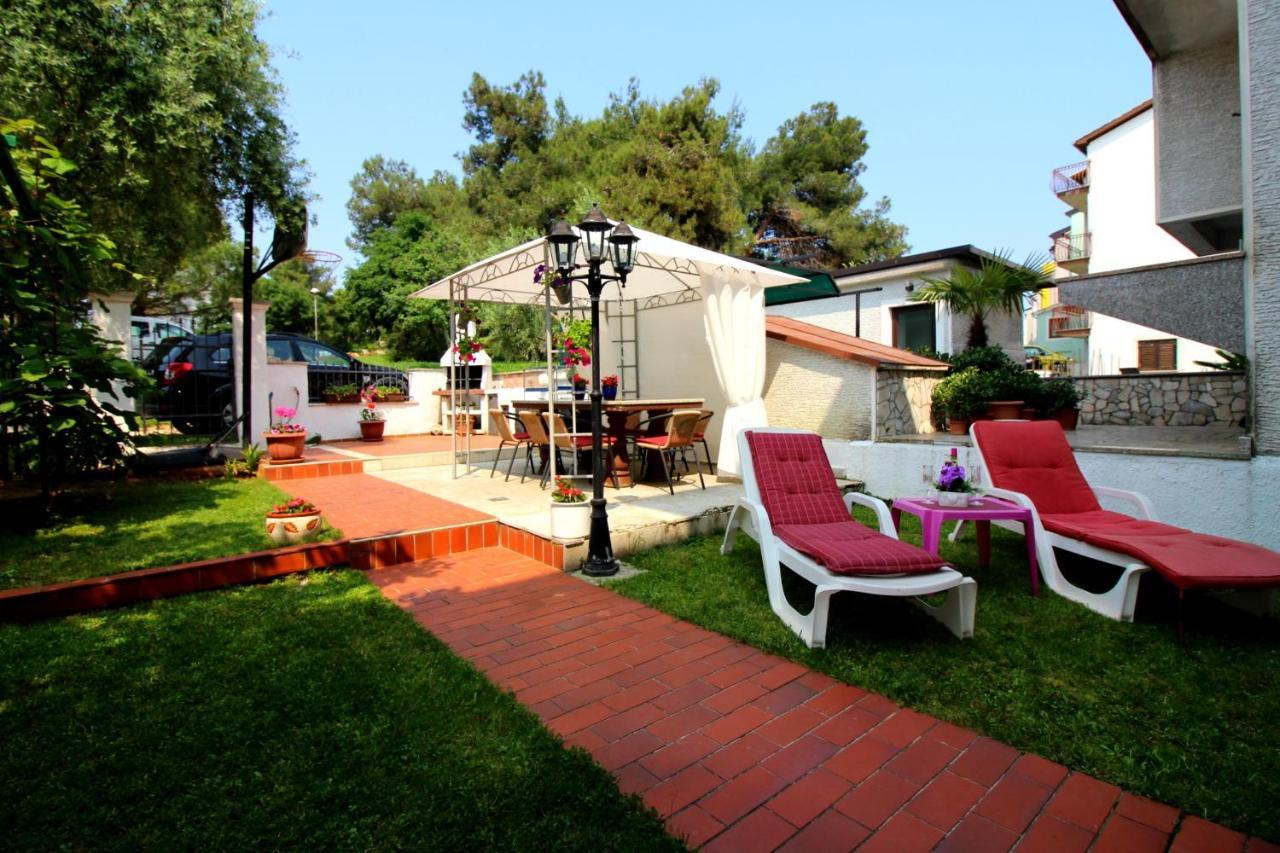 Apartments Vista Пореч Экстерьер фото