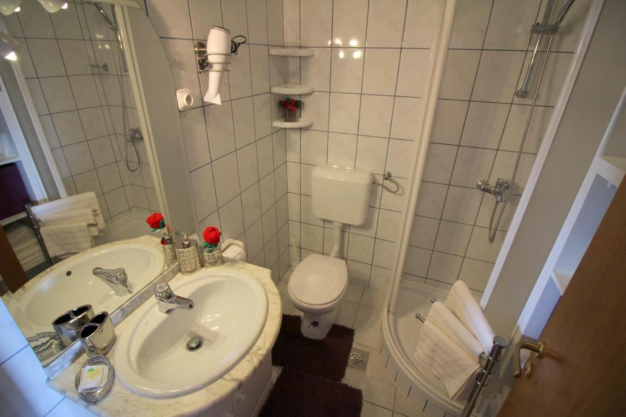 Apartments Vista Пореч Экстерьер фото